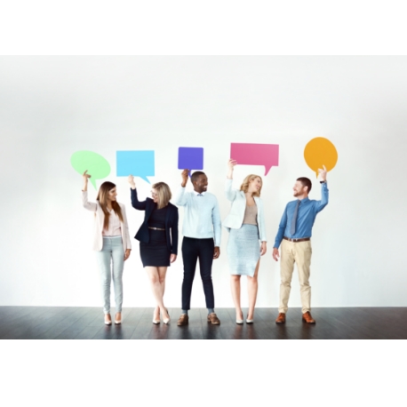 Customers reacting to AI chatbot for business websites